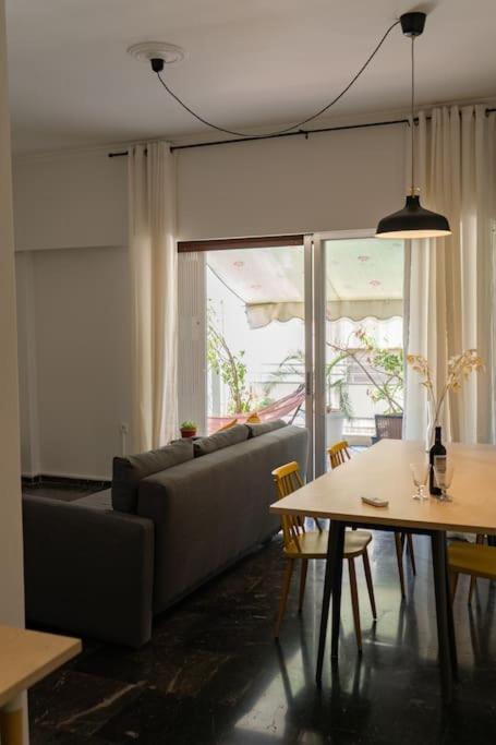 Saffron Apartment In Central Athen Exterior foto